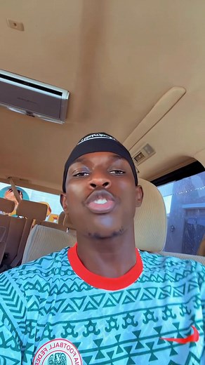 Macro man power | Mikey seems 2 funny