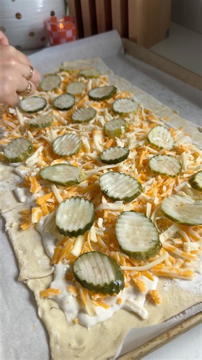 Creamy Garlic Dill Pickle Pizza (made with Puff Pastry!) | Grilled Cheese Social