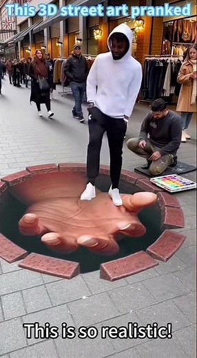 This 3D street art pranked EVERYONE#streetart #opticalillusion #artprank #public #mindblown#funny