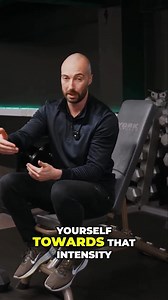 Ladies, you’re stronger than you think you are! 💪🏻 This is probably the most common problem I see women making, including my own clients when they first start working with me. They don’t believe they’re that strong and therefore cut their reps too short once it starts getting a little bit hard. When your set gets hard, that’s when the set begins. The initial reps aren’t really doing anything. To build more defined and toned muscles you will need to start pushing yourself much harder. Next time