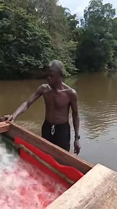 Miners Conduct Riverbed Diving Operations on St. John River Artisanal miners have been seen carrying out diving-based mining activities over the St. John River, descending beneath the river’s surface in search of mineral deposits embedded in the riverbed. The operation involves manual diving techniques and basic equipment, highlighting the continued reliance on small-scale mining practices in the area. The activity has drawn public attention due to concerns over environmental impact, water safet