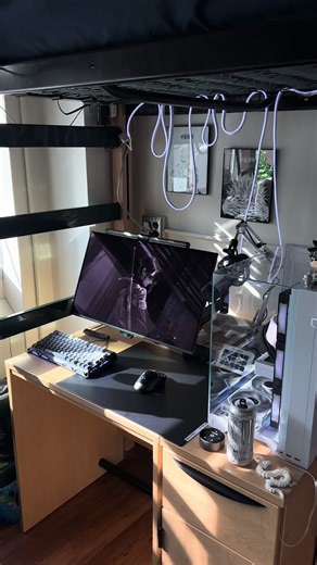 Black or White: Choosing Your Ideal Gaming Monitor