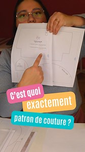 Je t'explique ce qu'est un patron de couture. Il y a une nouvelle vidéo sur ma chaine Youtube dans laquelle je te parle du patron le plus chouette pour démarrer la couture et apprendre les bases. Cet extrait vient justement de ma vidéo que tu peux voir en intégralité ici : https://youtu.be/qiJyndTqM6U | Couture Débutant