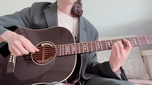 亲测美国蓝岭和Gibson J45 STD音色几乎一样，（由于身边没有Standard版用的是高两等级的Customshop元年）最后几支珍藏好琴错过无懂的来