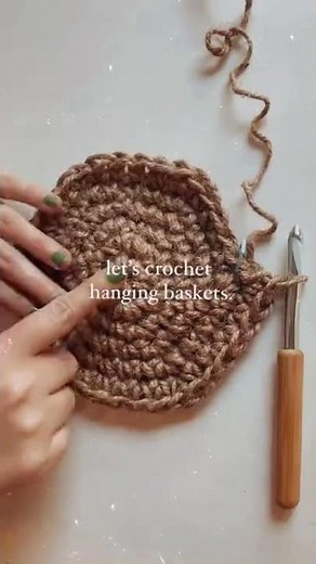 Crochet Hanging Baskets | Full tutorial on channel