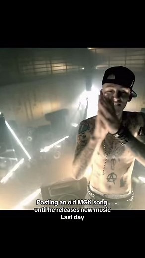 Discover Machine Gun Kelly's Classic Song 'Stereo'