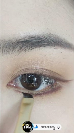 Eyeliner for Small Eyes to make it Look Bigger & Beautiful 👁️#shorts #beautyframe #eyelinertutorial