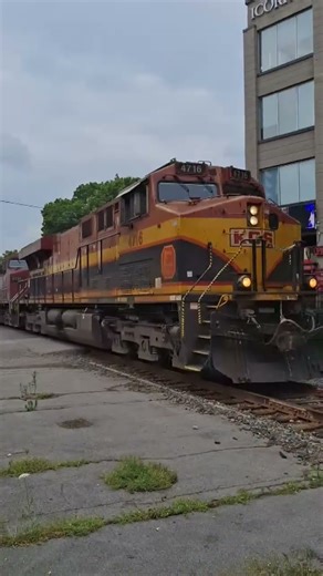 3 Locomotives on a Freight Train in London #shorts