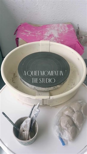Ceramic Artist | Calm Studio Days #ceramicartist #functionalceramics #pottery #handmadepottery