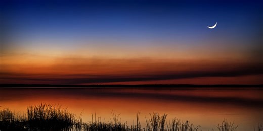 The New Moon In Libra Will Make You Reconsider Certain Friendships