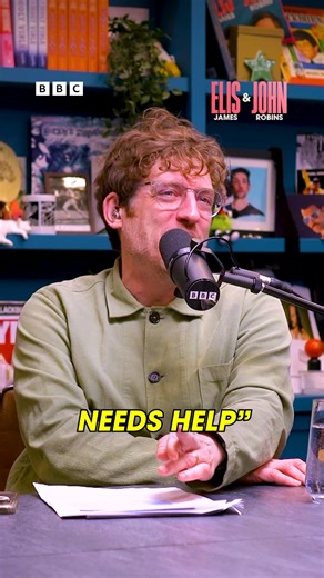 John's been away on his hols, and has now experienced the delights of ... the Megabed! 🛌 Not sure what a Megabed is? Listen to the full chat in episode #508. #elisandjohn | BBC Radio 5 live