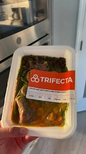 The right balance of macros will improve your metabolism. Get more time and energy with heat-and-eat organic meals shipped directly to your door. 💪 Made to optimize your body composition 🥦 Cooked with only organic produce 🚚 Shipped fresh for free to all 50 states Check Out These Success Stories > https://www.trifectanutrition.com/testimonials | Trifecta