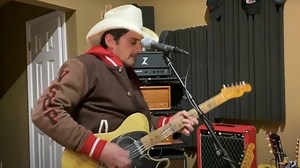 Brad Paisley Performs 'No I in Beer' on 'The Tonight Show'
