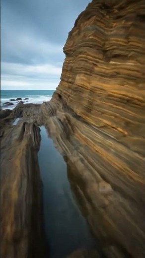 The mesmerizing Flysch sequence of Zumaia, Spain. These dramatic layers of sedimentary rock #shorts
