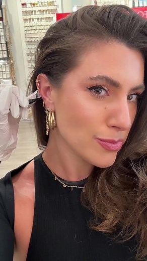 This is your sign to get a new piercing! 👂✨ Head to a Lovisa store on National Piercing Day, May 16th, to get the piercing of your dreams 😍 #LovisaPiercing #MyLovisa 🎬 @london_ellis