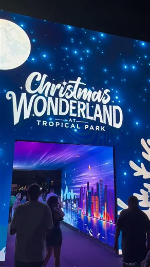 Christmas Wonderland | Step into the LARGEST HOLIDAY ATTRACTION in the U.S., right here in Miami!❄️From lights and rides to festive bites, it’s all part of the... | Instagram