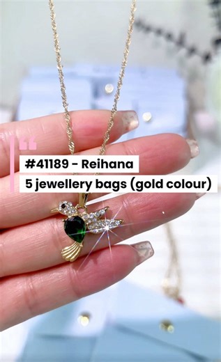 Let’s unbox 5 mystery jewellery bags (gold colour) for Reihana from Austria 🇦🇹, thank you for your support ❤️ hope you love them ❤️🥰 #asmr #mysterybag #mysteryscoop #jewelry #blindbag