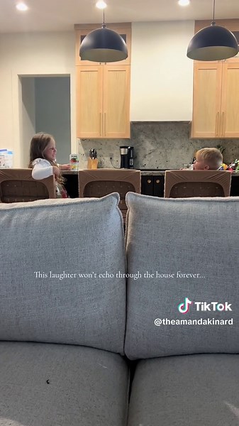 One day, the giggles will fade. The chairs will stay pushed in. The table will be quiet. But tonight? It’s loud and full of love… and I’m soaking in every second of it. This laughter won’t echo through the house forever… and that’s exactly why I’m holding it close while it does. #mama #laugh #laughter #kids #sweet #sahm #toddlers