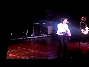 "Something" - Paul McCartney plays the ukulele for George - Austin, TX