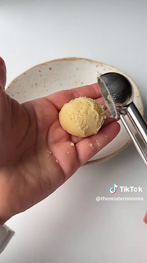 3 Ingredient Sugar Cookies Recipe