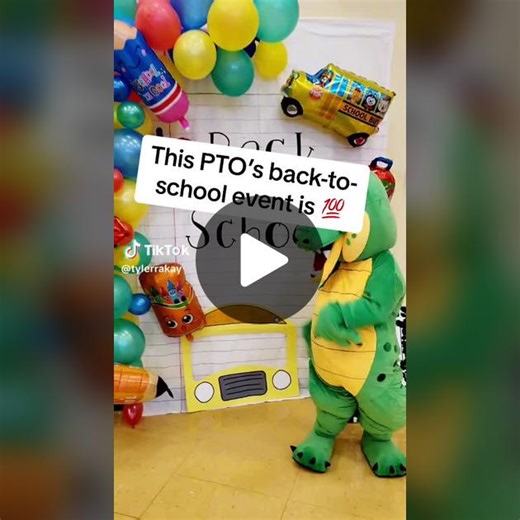 We love helping PTO PTA groups do amazing things for their school! 📸 #PTOPresident @Tyler Rakay #backtoschool #ptolife