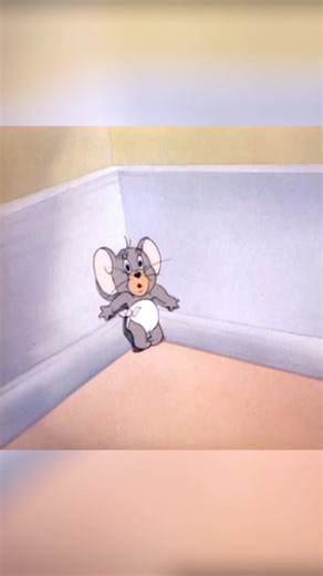 insane combo from the mouse | Tom and Jerry