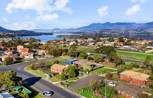 Australia's cheapest suburbs: Where to buy a house for as little as $60,000 - realestate.com.au
