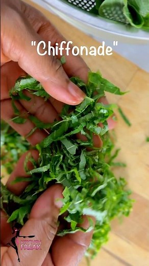 Chiffonade: here is how to cut vegetables using this technique.