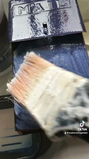 Convert rusty mailbox to a paintable surface easily