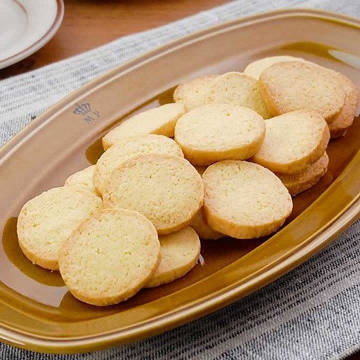 サクほろ食感！ マーガリンでアイスボックスクッキーのレシピ動画・作り方 | デリッシュキッチン