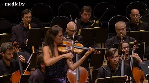 🎻🎶 Here's a musical treat from Beethoven to delight your eyes and ears: watch Laurence Equilbey with Viktoria Mullova and the Insula orchestra performing the powerful Violin Concerto in D Major! 🎻🎶 https://cutt.ly/GNG6W3z | medici.tv