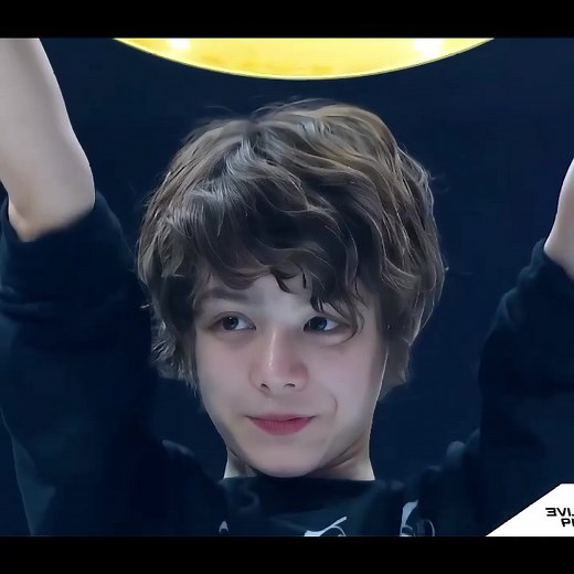 Justin Jay - Dance Battle in Public