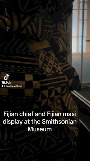 Fijian masi display at the Smithsonian museum here in Washington DC - thanks to the late Adrienne Kaeppler for ensuring that Fiji 🇫🇯 was represented here - the full mannequin was made from the full body cast of Mr Navitalai Naisoro- I do acknowledge the Naisoro Family- Vinaka saka vakalevu #talanoawithdrt #Fiji #sharingiscaring #July2024 #veilomani | Talanoa with Dr. T