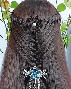 599K views · 17K reactions | Hairstyles ideas to try for a party! | Bloom | Facebook