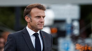 Inondations en Espagne: Macron dit la "solidarité" et la "disponibilité" de la France pour aider les secours