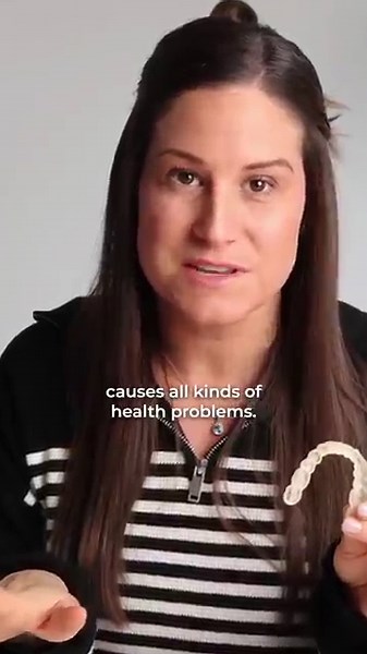 How to Clean Your Retainer #dentalhygienist