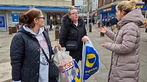 Some people – usually those from outside of the West Midlands – often confuse the Black Country dialect with the Brummie accent due to the upwards inflection; the high note at the end of a sentence. But the Black Country very much has an individual and unique dialect, it's not just a 'strong accent'. People living in Birmingham often refer to Black Country folk as Yam Yams because they say ‘yow am’ or ‘yow’m’ instead of ‘you are’, whereas the term ‘Brummie’, used to refer to people from Birmingh