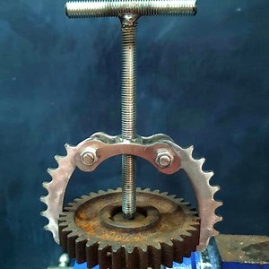 DIY and Crafts May DIY Should Follow This Hacks - Making Metal Bearing Puller Jig | Woodworking Tools TV