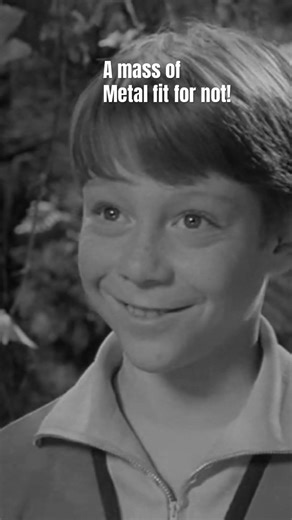 We have Robot! ‪@Jedimaster2022‬ #lostinspace #angelacartwright #billmumy #classictv #classicscifi