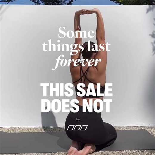 With a high-rise waist, hidden pocket, and a ‘V’ seam that defines, the Lotus Legging is designed to support you, no matter how you move. | Lorna Jane Active