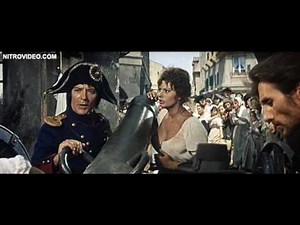 Sophia Loren In Classic Cult-Cleavage Clip