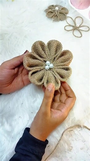 Jute flowers making tutorial 🥰 #shorts #craft #craftideas #craft #uniquecraft #diycrafts