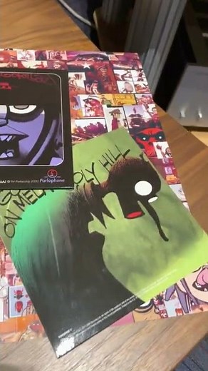 Виниловая пластинка GORILLAZ - THE SINGLES COLLECTION 2001-2011 (LIMITED, BOX SET, 45 RPM, 8 LP, 7")