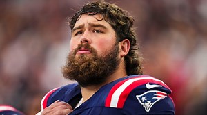 Patriots captain defends fans booing team after Chargers blowout loss