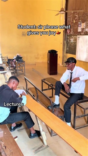 Humorous Student-Lecturer Interaction During Exam Season