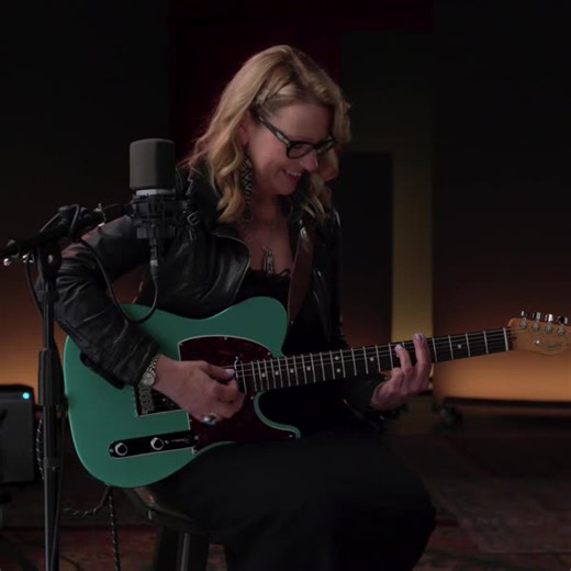10K views · 459 reactions | Die Susan Tedeschi Signature Telecaster ist da! Ihr kennt dieses Instrument von der Tedeschi Trucks Band, oder von Susans Solo-Produktionen. Der gefühlvolle Sound der Blues-Künstlerin ist einzigartig. Die Tele hat einen Erlekorpus in Aged Caribbean Mist, Susan Tedeschi Custom-Pickups, einen TBX Tone-Schaltkreis, eine Custom-Halsplatte und Susans Signatur auf der Kopfplatten-Rückseite. Mehr dazu: https://bit.ly/3z7Wz4G | Fender | Facebook
