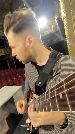 Soundcheck on American Fender Jazzmaster vintage