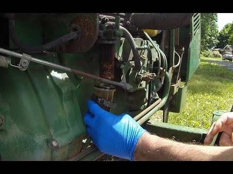 John Deer 850 fuel / air filter change