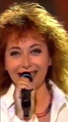 Quand Rose Laurens interprêtait Africa dans l'émission Fa Si La Chanter sur Fr3 en 1996 !