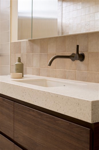 ᴛʜᴇ ʙʟᴏᴄᴋ sʜᴏᴘ | In the first room reveal of The Block, Robby and Mat delivered a stunning winning bathroom featuring Reece Bathrooms #ad 🙌 | Instagram